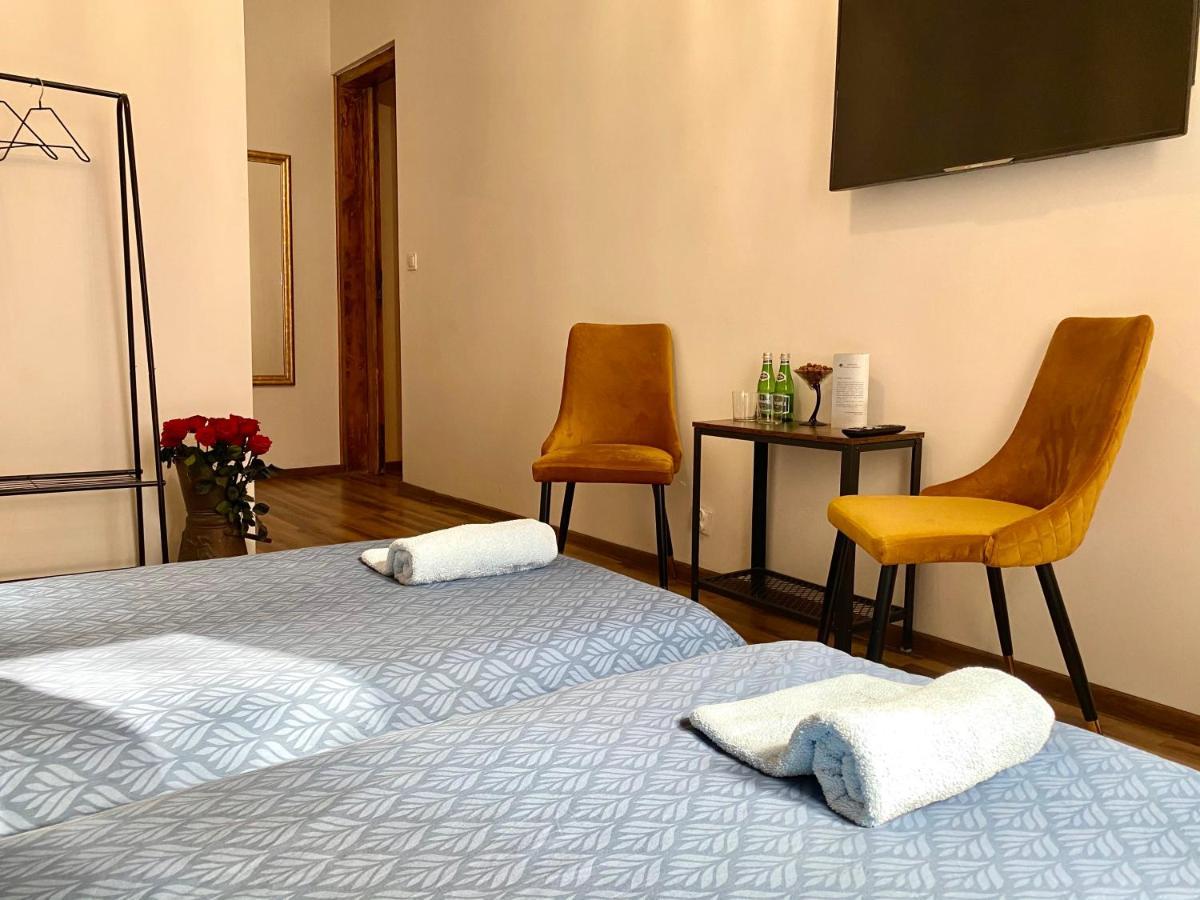Topolove Rooms & Apartments Краков Экстерьер фото
