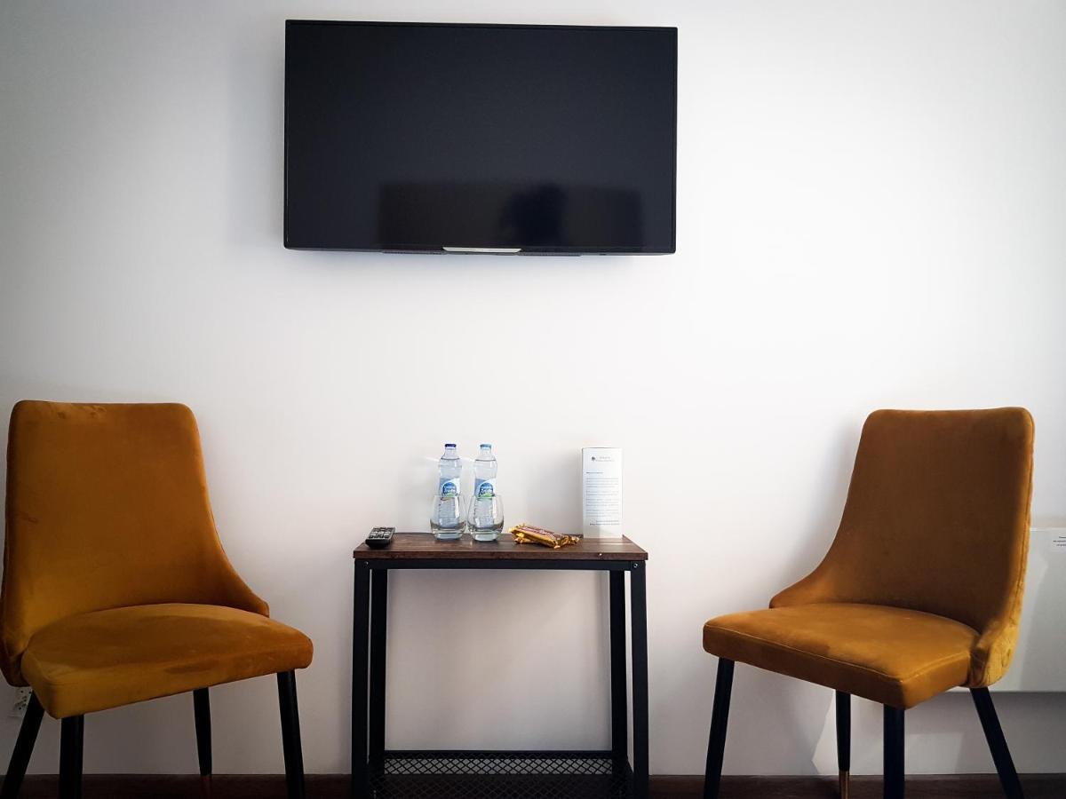 Topolove Rooms & Apartments Краков Экстерьер фото