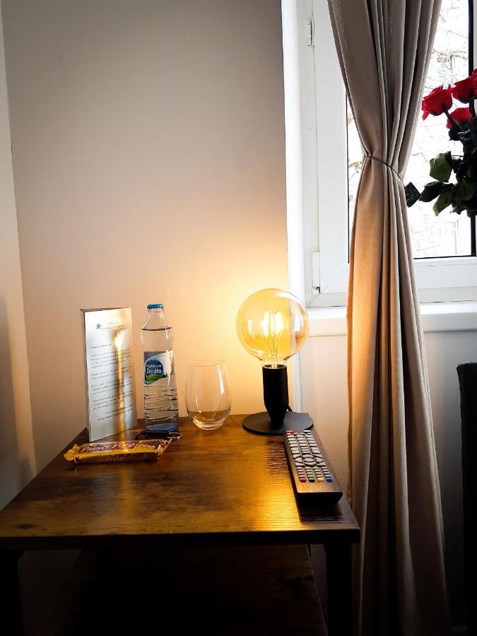 Topolove Rooms & Apartments Краков Экстерьер фото