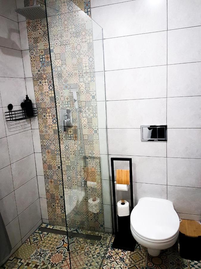Topolove Rooms & Apartments Краков Экстерьер фото