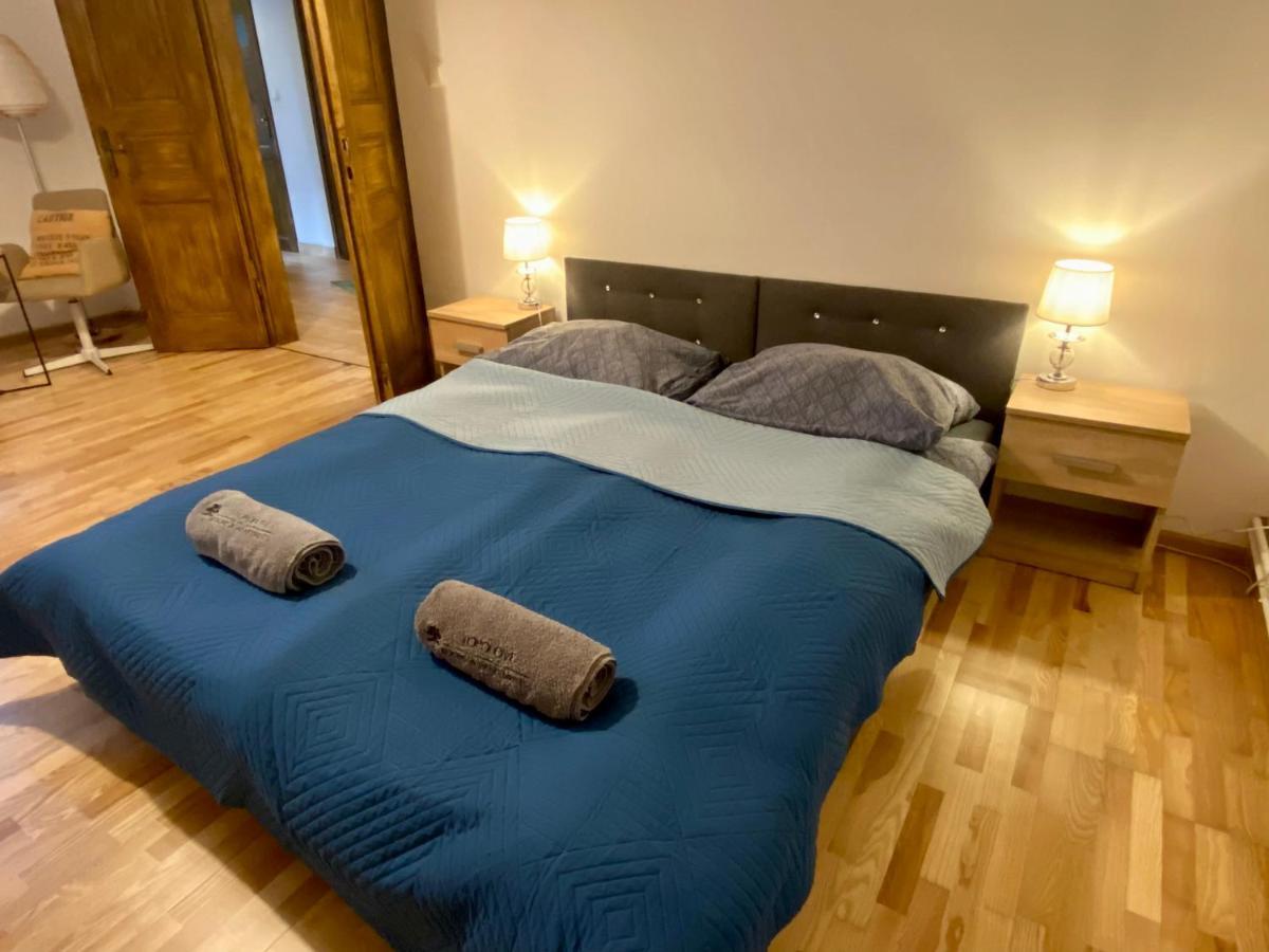 Topolove Rooms & Apartments Краков Экстерьер фото