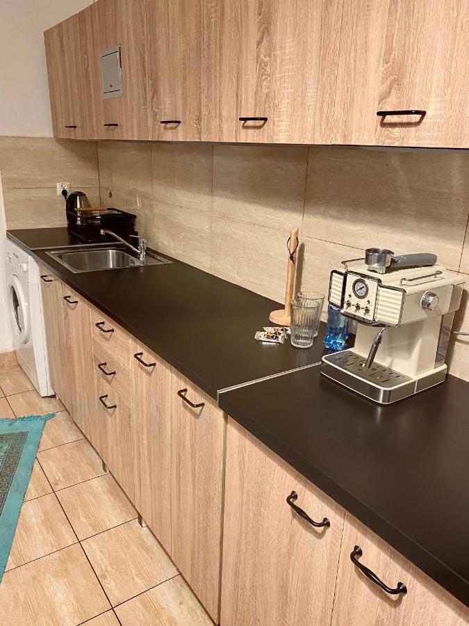 Topolove Rooms & Apartments Краков Экстерьер фото
