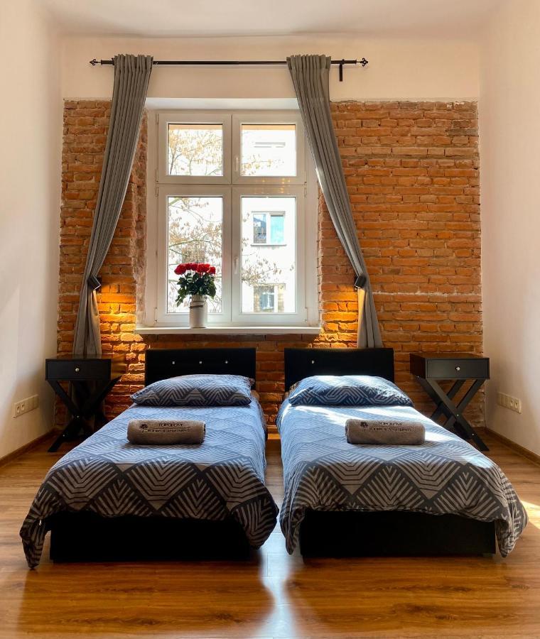 Topolove Rooms & Apartments Краков Экстерьер фото