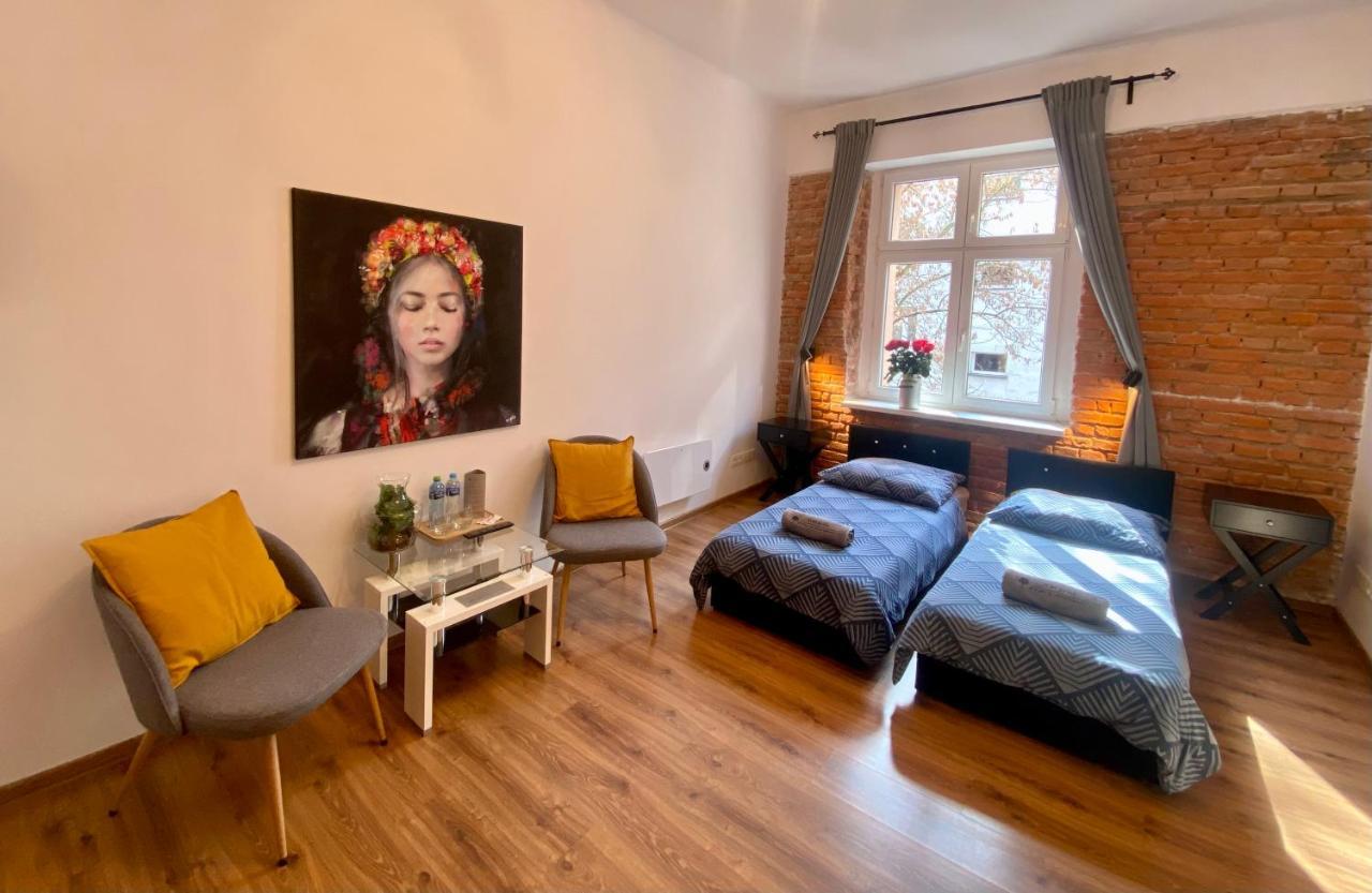 Topolove Rooms & Apartments Краков Экстерьер фото